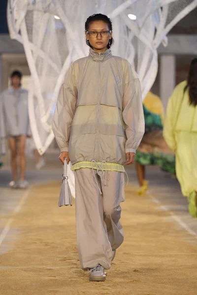Look 20